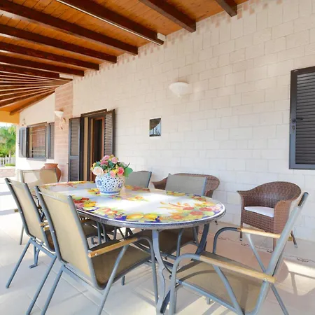 Villa Cavaliere San Vito dei Normanni