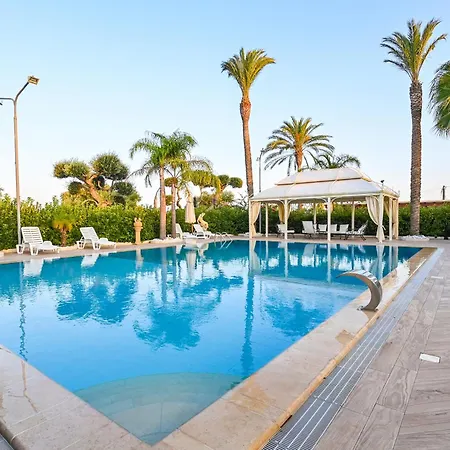 Cavaliere Villa *
